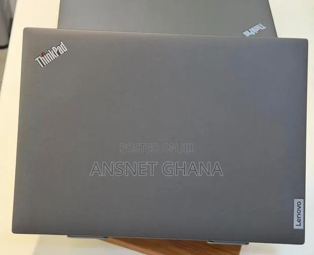 New Laptop Lenovo 16GB Intel Core i7 SSD 512GB · Photo 1