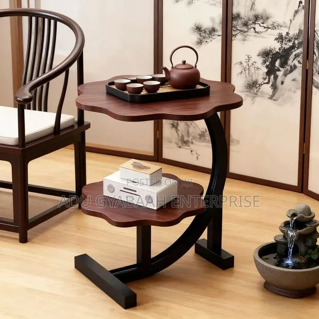 2-Tier Flower-Shaped Side Table / Tea Table · Photo 1
