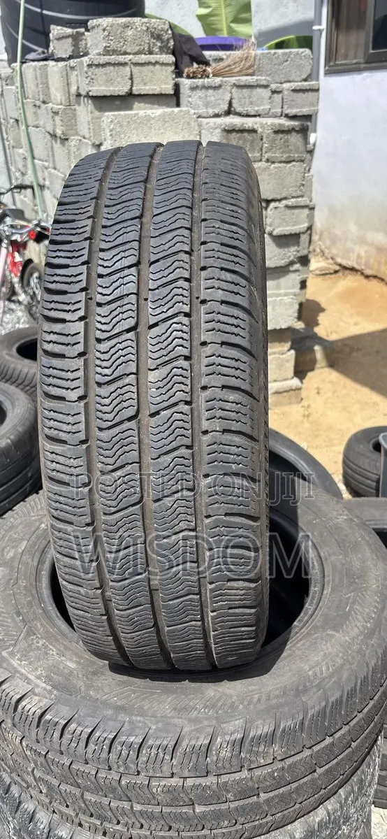 215/65r16c Snovanis · Photo 1