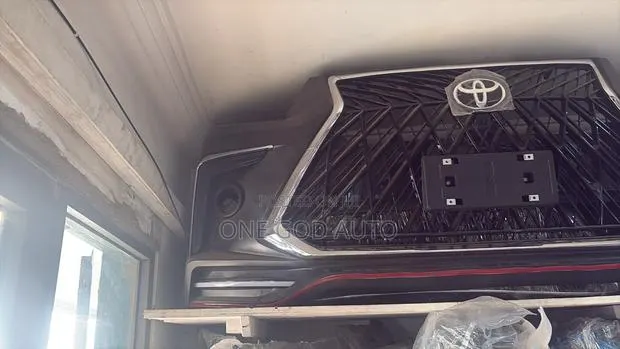 Toyota Highlander 2010,2011,2012,2013, 2014, Update/ Spec Bumper · Photo 1