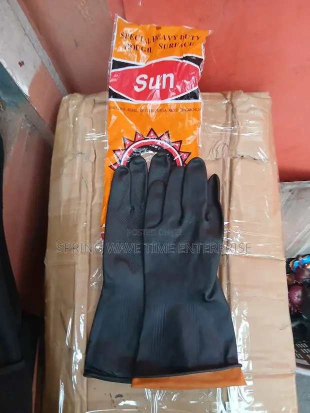 Sun Heavy Duty Chemical Gloves · Photo 1