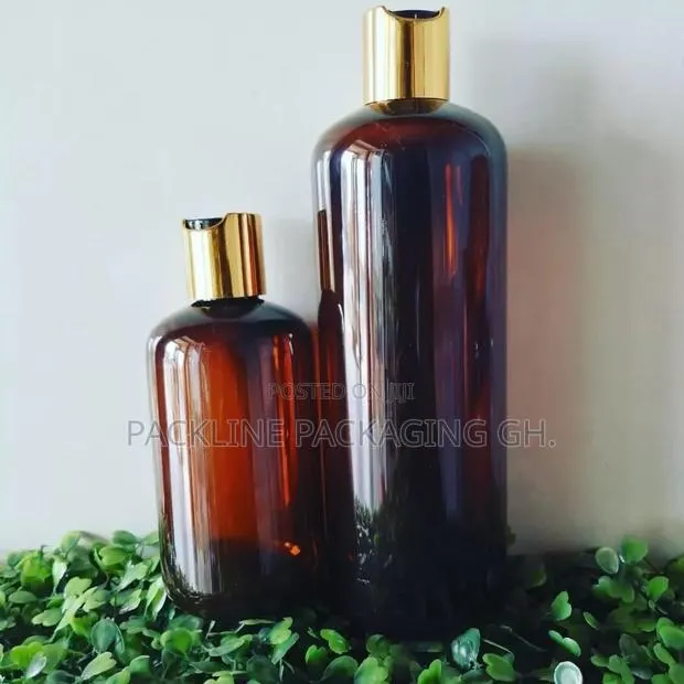 Empty Pet Cosmetics Shampoo Bottles · Photo 1