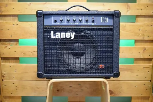 Laney BC 30 Bass Guitar Combo · Photo 1