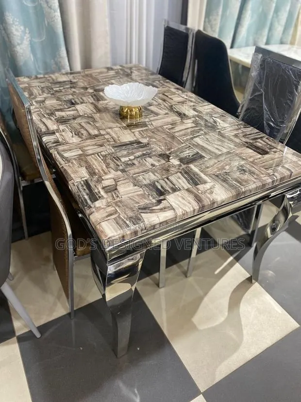 Classic 6 Seater Marble Dining · Photo 1