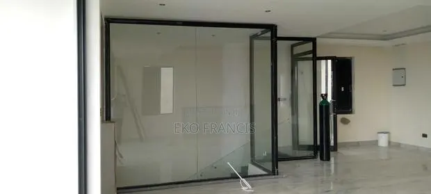 Sliding Glass Door · Photo 1