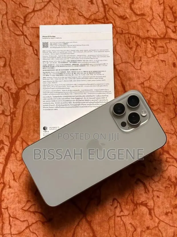 Apple iPhone 15 Pro Max 512 GB Gray · Photo 1