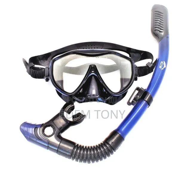 Snorkeling Diving Liquid Silicone Set Dry Snorkel and Mask Set · Photo 1