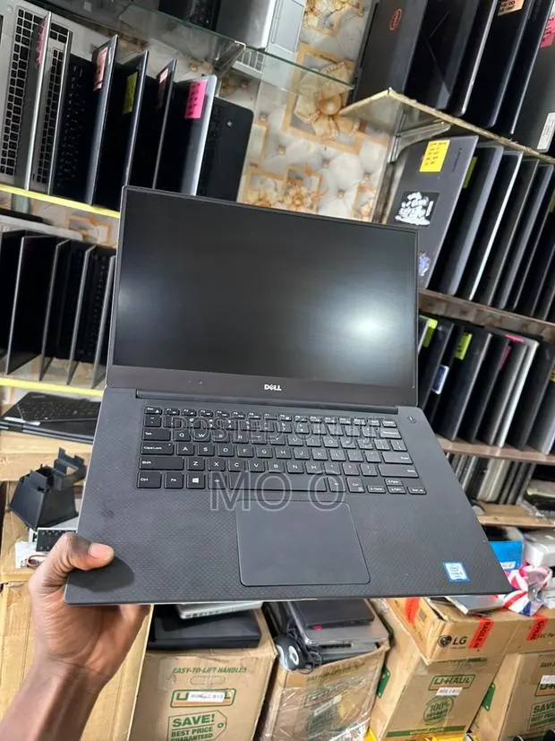 Laptop Dell Precision 5510 16GB Intel Core I5 SSD 256GB · Photo 1