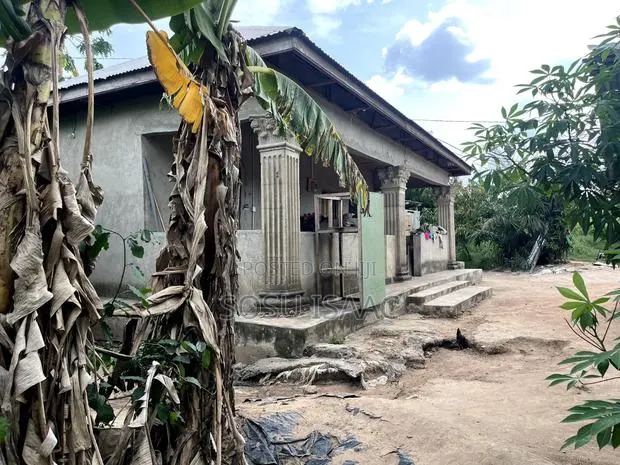 Furnished 5bdrm House in Ejisu-Juaben Municipal for sale · Photo 1