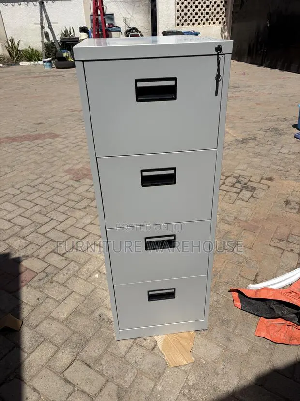 Four-drawer Vertical Filing Cabinet · Photo 2
