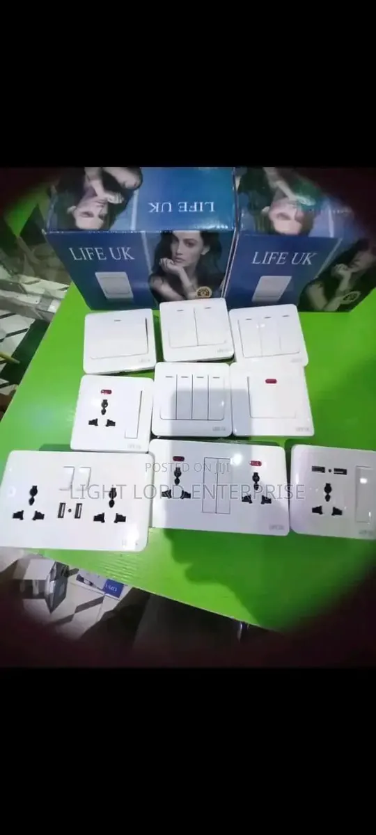 Rocker Socket and Switches · Photo 1