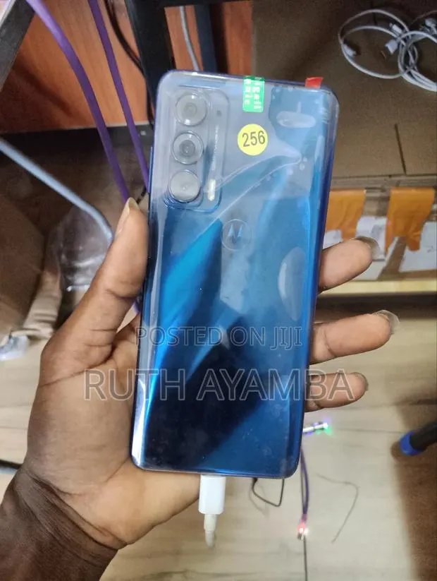 New Motorola Edge 5G 2021 256 GB Blue · Photo 1
