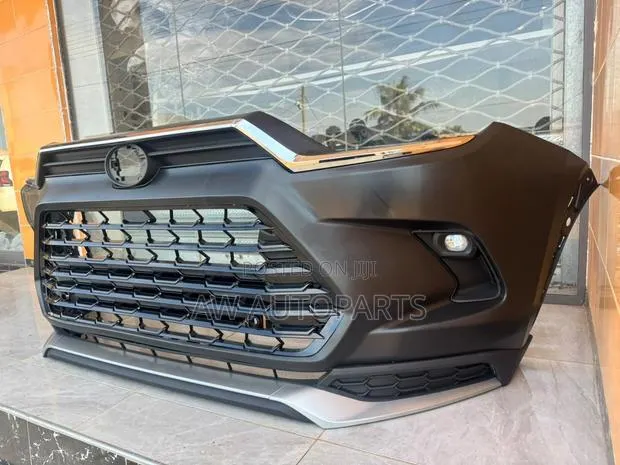 Highlander Grand 2024 Front Bumper · Photo 1