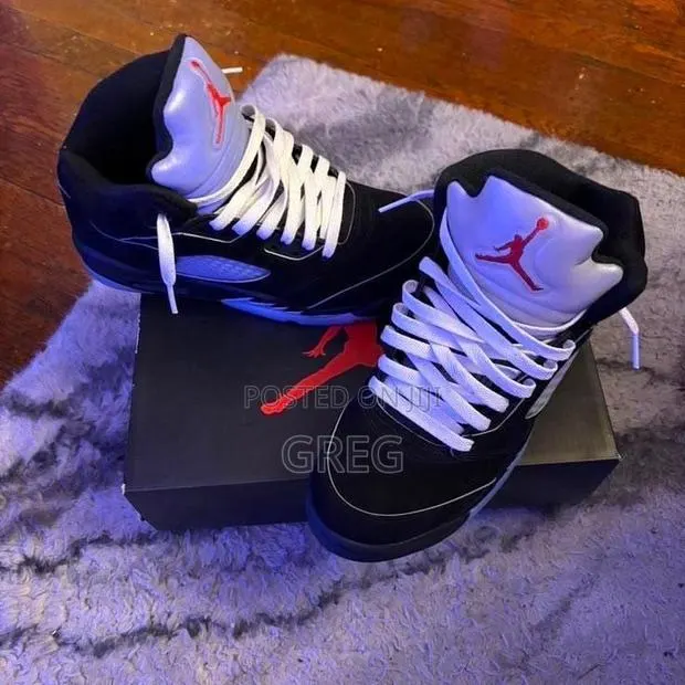 Nike Air Jordan 5 · Photo 1