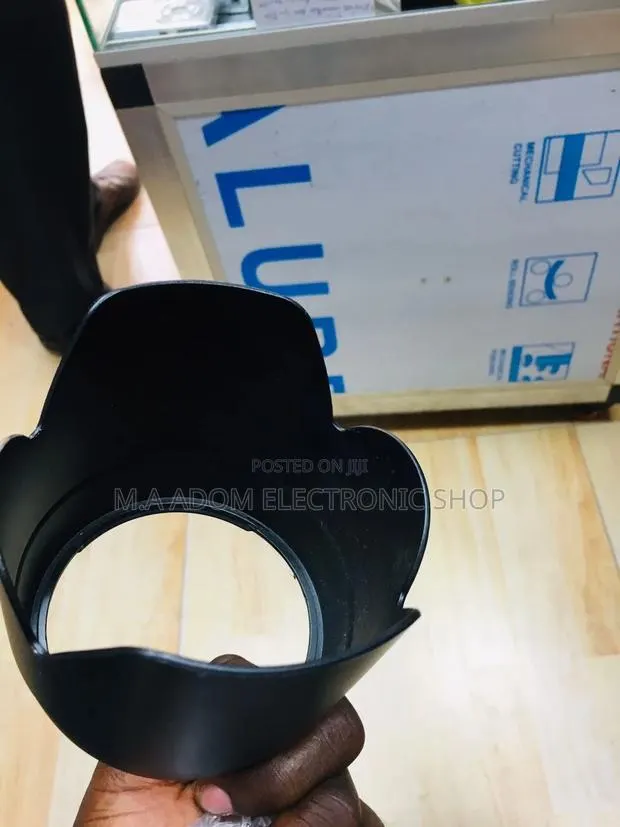 ET-87 Style Lens Hood for Canon 70-200mm F/2.8l IS II USM · Photo 1