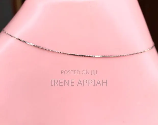 Simple Chain Anklets · Photo 1