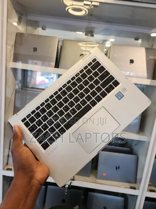 Laptop HP EliteBook X360 1030 G2 8GB Intel Core i5 SSD 256GB · Photo 1