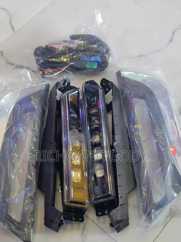 Honda CRV 2017 Foglight Ans Cover Set · Photo 1