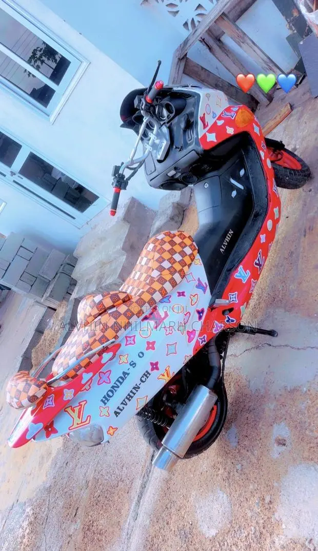 Honda Forza 2022 Red · Photo 1