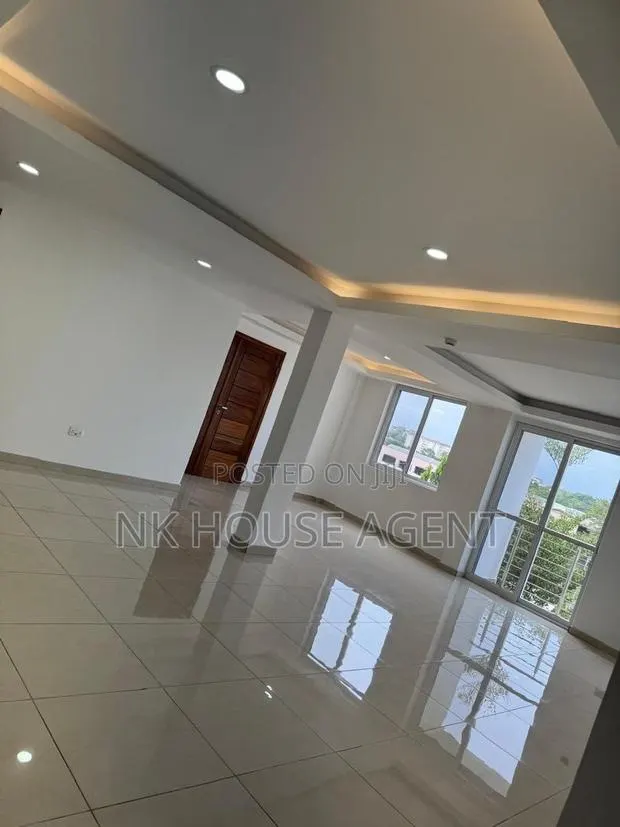 3bdrm Apartment in Cantoment, Accra Metropolitan for rent · Photo 1