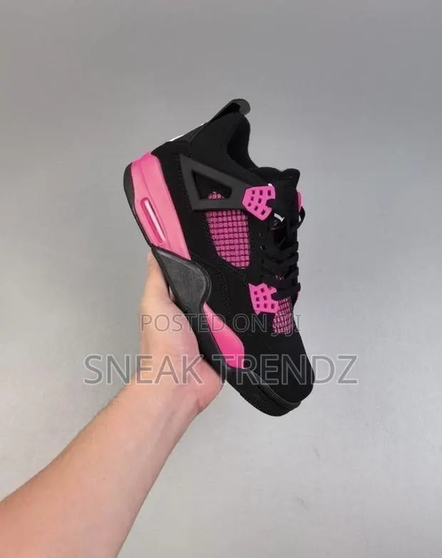Air Jordan R4 Baby Pink and Pink · Photo 1