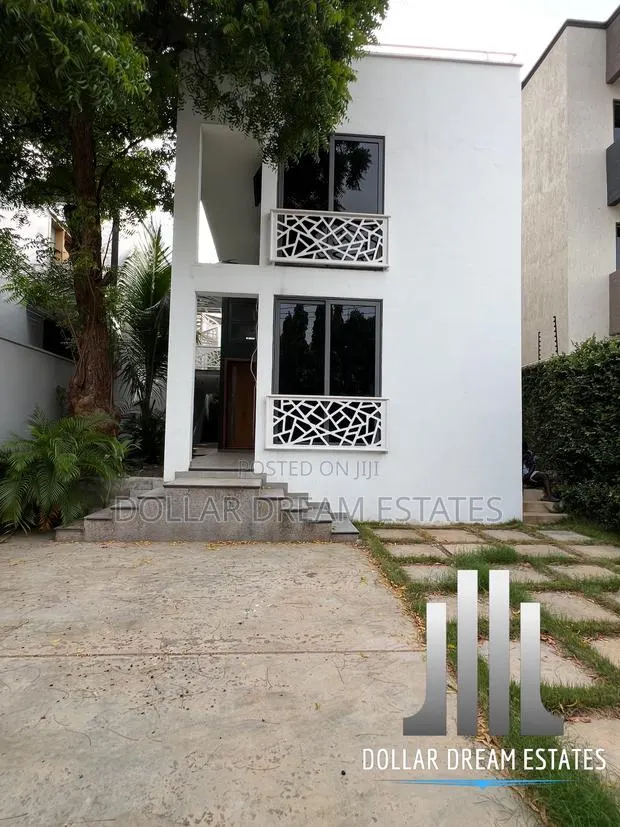 3bdrm House in Airport Residential Area for sale · Photo 1