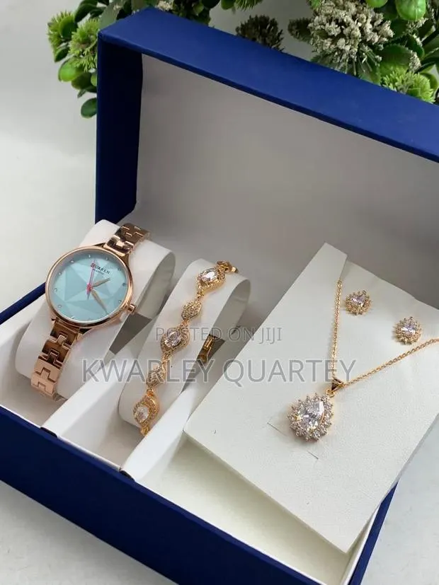 Lovely Ladies Jewelry Set · Photo 1