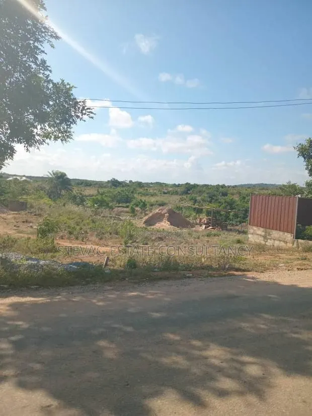 Estate Land for Sale at Kasoa Ojobi Kweikrom Township · Photo 1