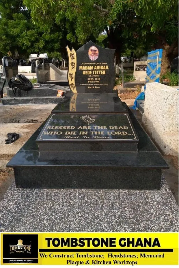 Tombstone Construction · Photo 1