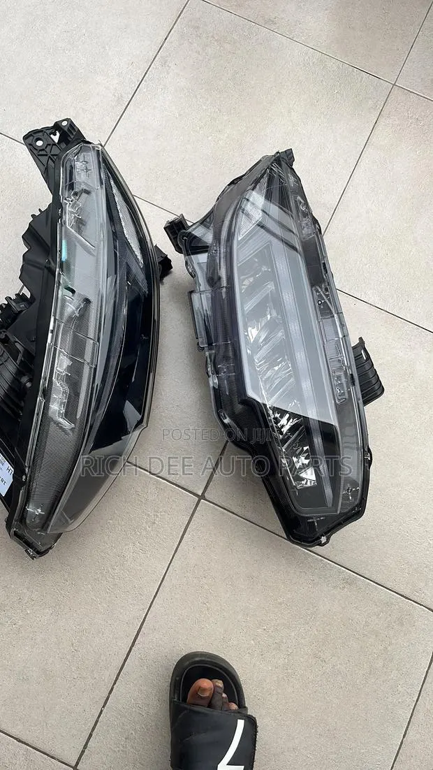 Honda Civic 2019 Headlight Spec 2016, 2017, 2018, 2019, 2020 Spec LED · Photo 1