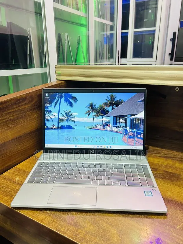 Laptop HP Pavilion 15 8GB Intel Core i5 SSD 256GB · Photo 1
