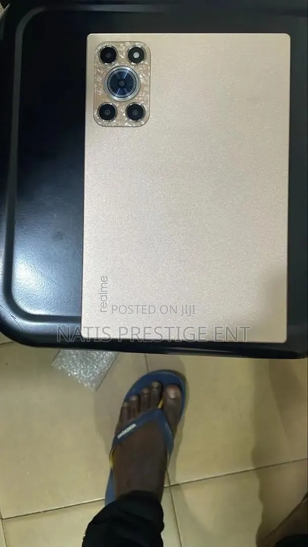 Realme Pad 64 GB Silver · Photo 1