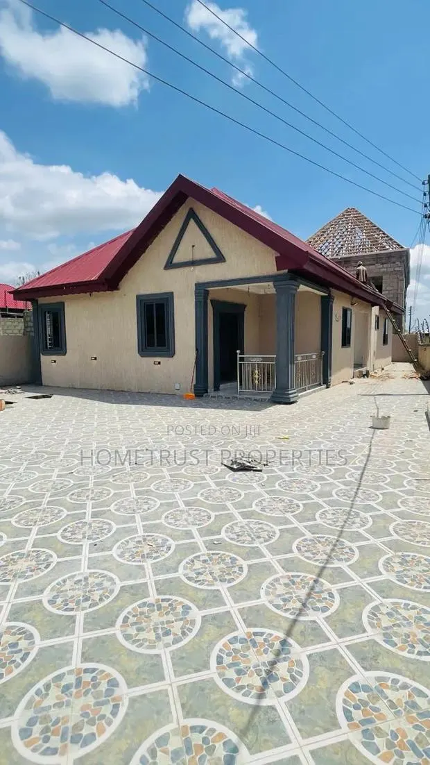 3bdrm House in Ablekuma Peace, Manhean for sale · Photo 1