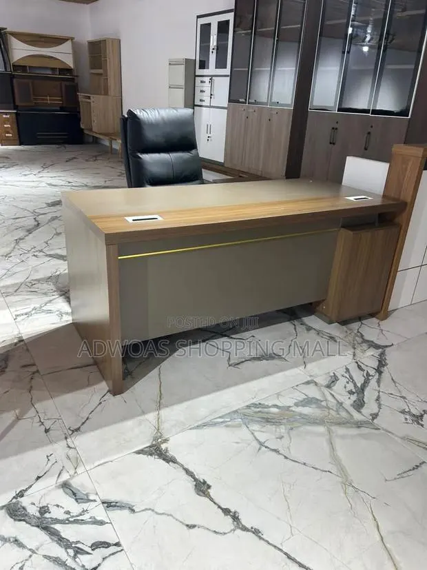 1.6m Executive Office Table( L Shape) · Photo 1