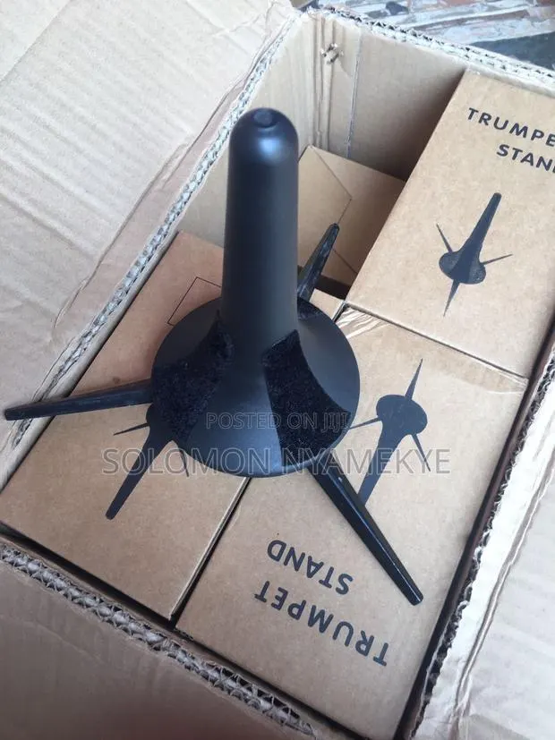 Trumpet Stand · Photo 1