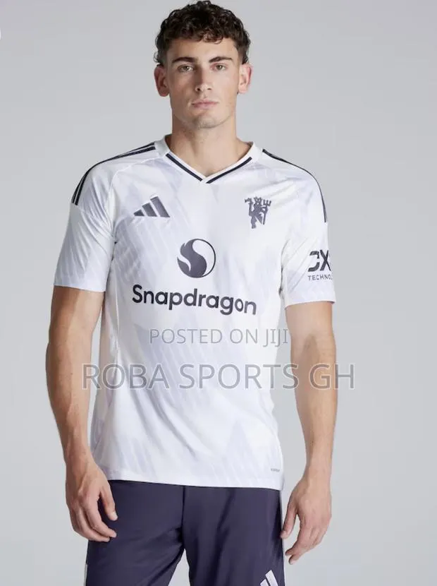 2025/26 Manchester United Away Jersey · Photo 1