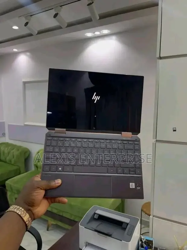 New Laptop HP Spectre XT 16GB Intel Core i7 SSD 1T · Photo 1