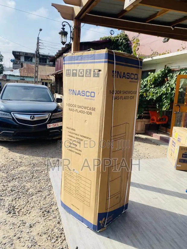 Single Door Nasco Electric Beverage Cooler(Nas-Fl350-1dr). · Photo 1