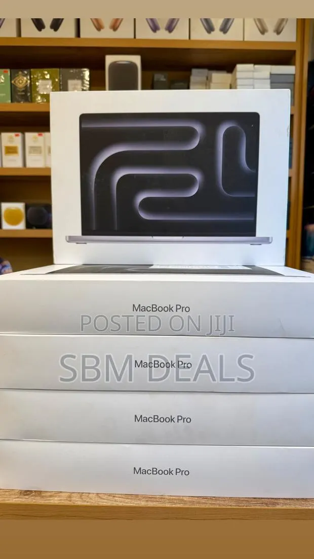 New Laptop Apple MacBook Pro 2025 M5 48GB Apple M5 Pro SSD 1T · Photo 1