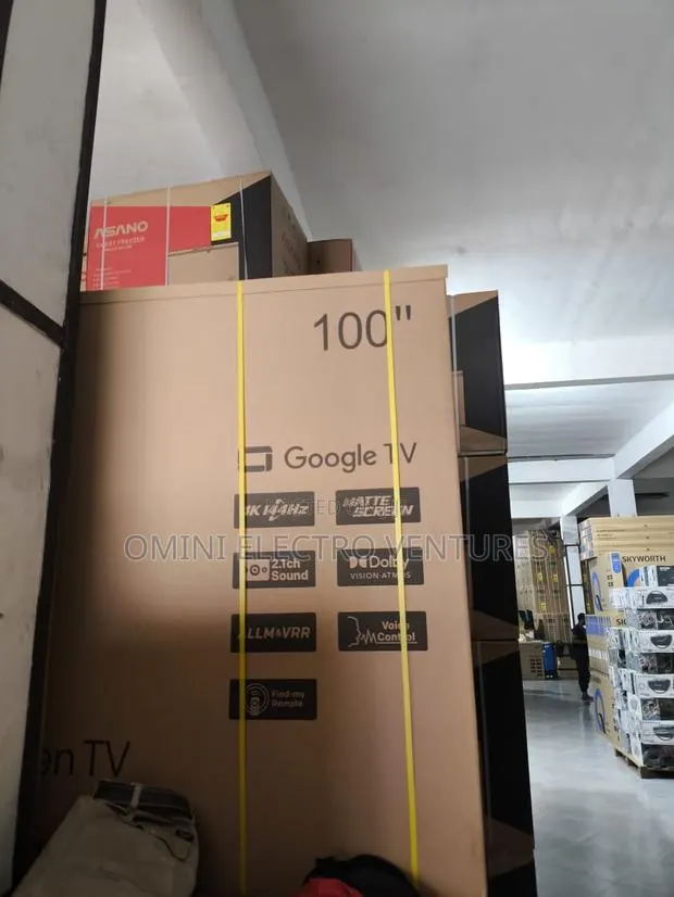 Giant Screen Skyworth 100” Qled Smart TV · Photo 1