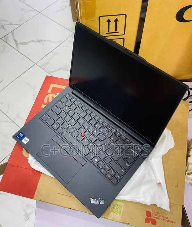 New Laptop Lenovo ThinkPad E14 Gen 6 16GB Intel Core Ultra 7 SSD 512GB · Photo 1