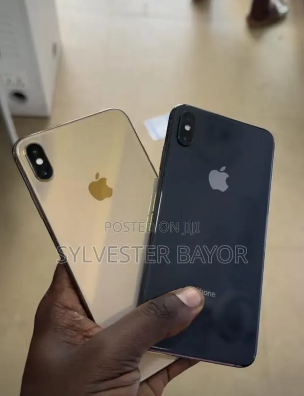 Apple iPhone 11 128 GB Black · Photo 1