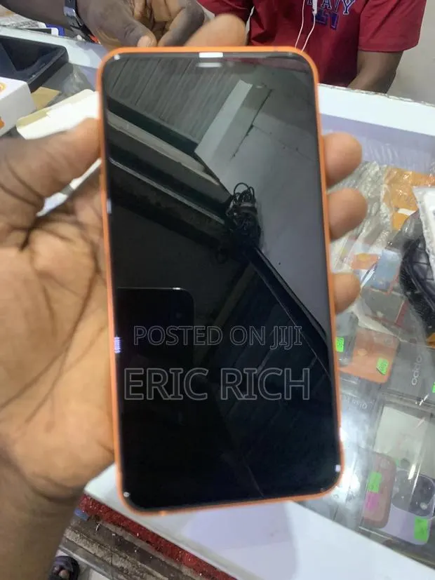New Apple iPhone 17 Pro Max 256 GB Pink · Photo 1