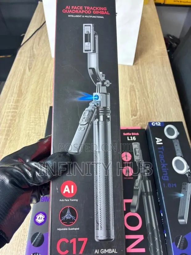 Ai Tracking Selfie Stick · Photo 1