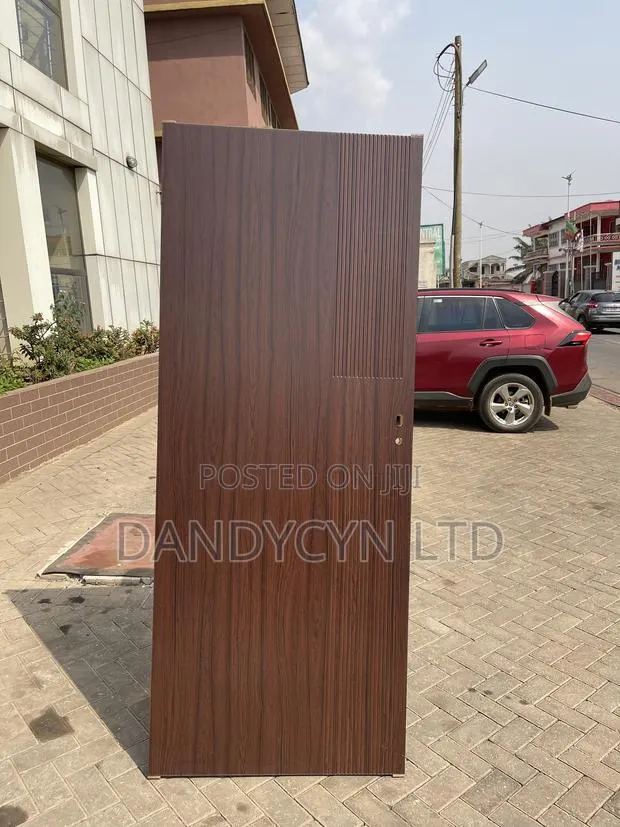 Executive Wooden Door · Photo 1