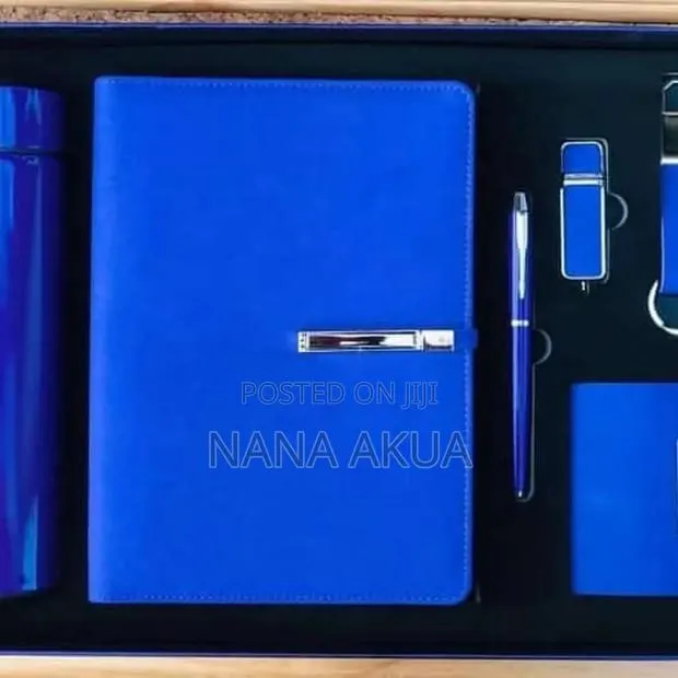 Branded Corporate Gift Set (Available in Different Colours) · Photo 1