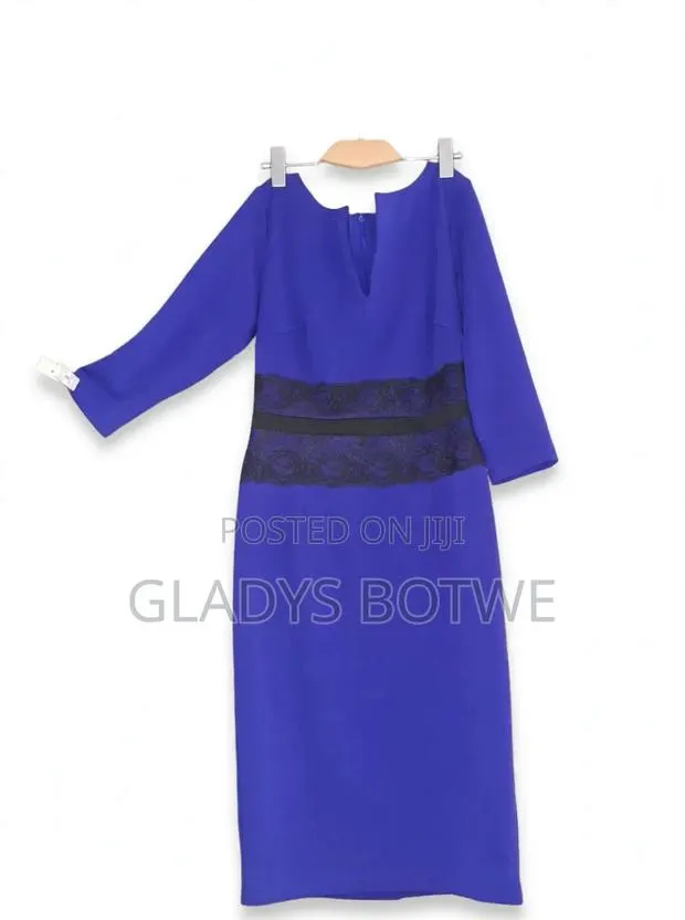New Classic Pencil Dress. UK Size 12. Diva · Photo 1