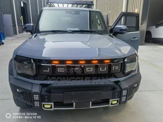 Jetour T2 2.0 Petrol AWD 2023 Gray · Photo 1