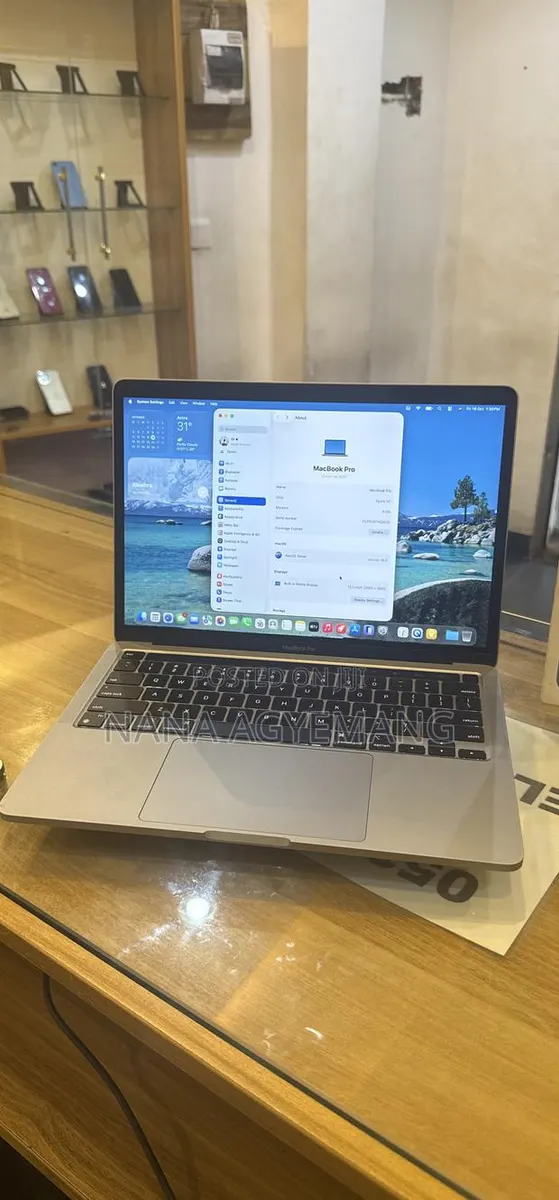 Laptop Apple MacBook Pro 2020 8GB Apple M1 SSD 256GB · Photo 1