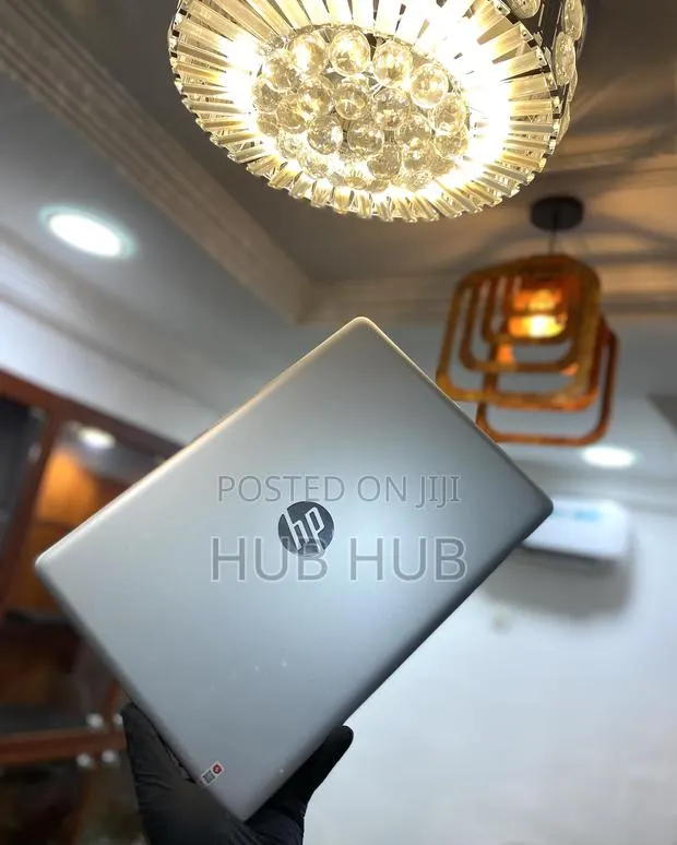 Laptop HP Pavilion 14 8GB Intel Core i5 SSD 256GB · Photo 1